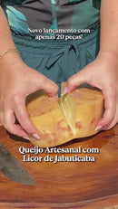 Queijo Artesanal com Licor de Jabuticaba 1kg - Premiado