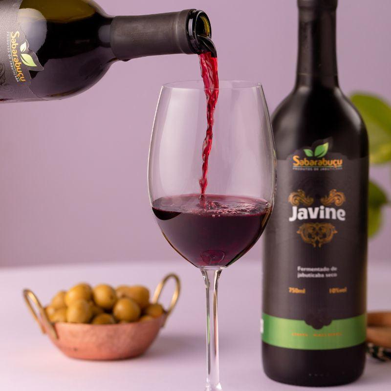 Javine Seco - Vinho Tinto de Jabuticaba Seco - Sabarabuçu